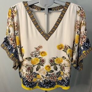 WHBM Floral V-Neck Blouse -‎ White and Yellow SIZE XS